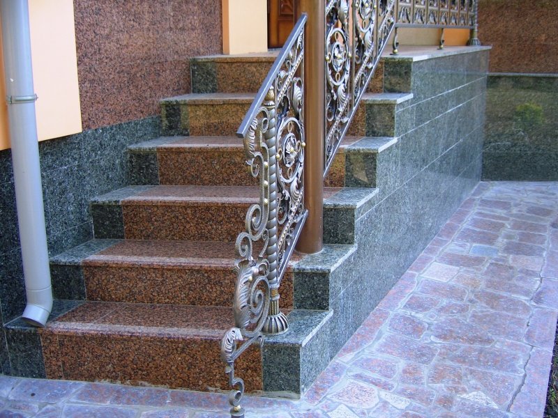 Уличные лестницы из бетона