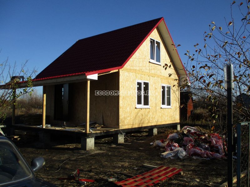 Маленький домик из СИП панелей