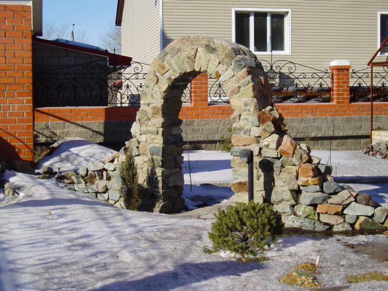 Арки из природного камня