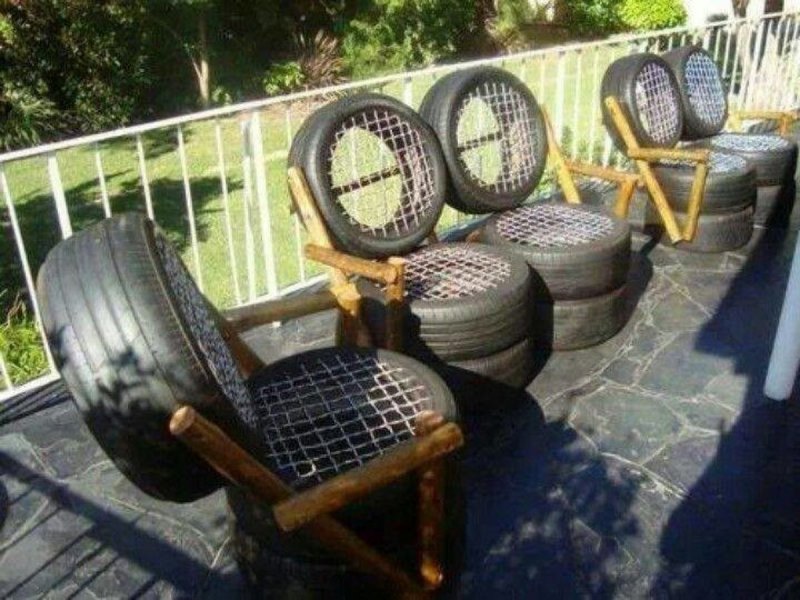 Стулья из колес автомобиля