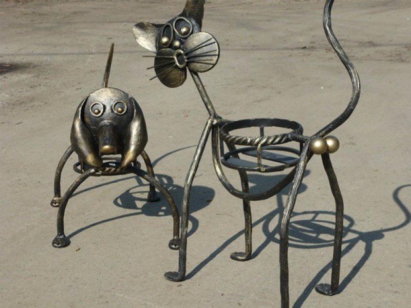 Кованые фигурки для сада