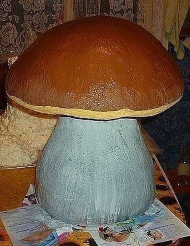 Грибы из гипса для сада
