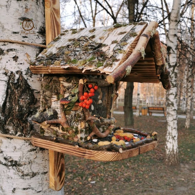 Кормушка для белок своими