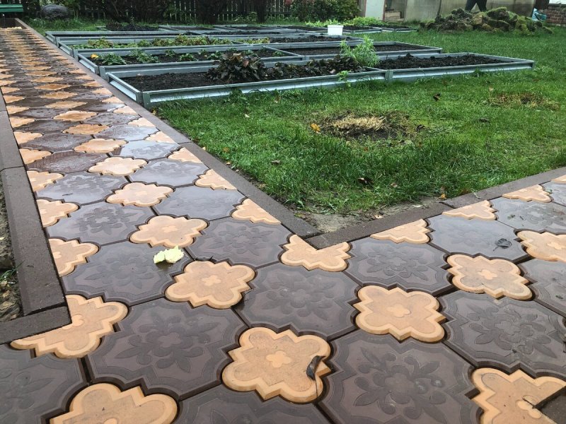 Дорожки из плитки 50 на 50