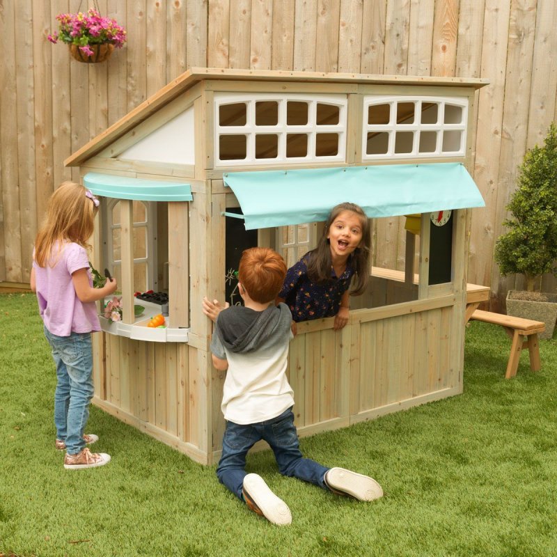 Загородный дом с кухней с садовым инвентарем kidkraft