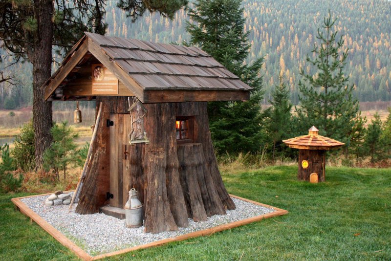 Домики для гномов из пней