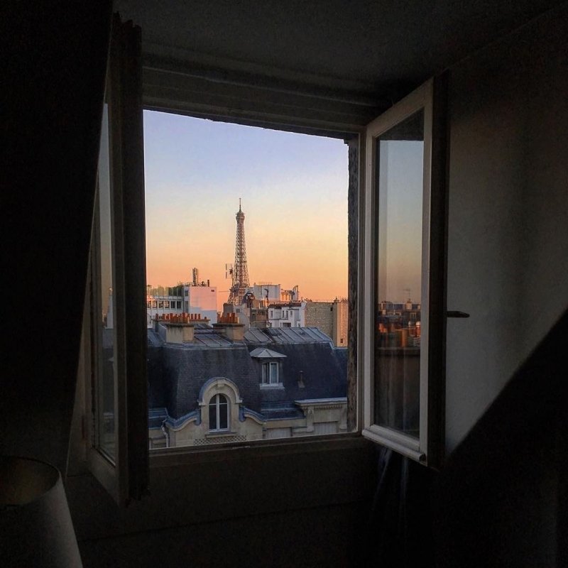Красивый вид из окна Москва