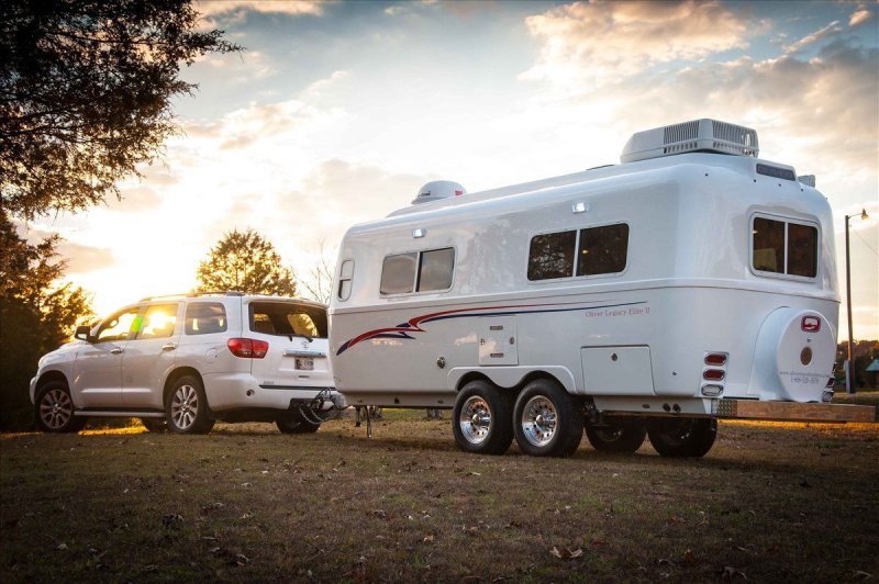 Кемпер автодом Camp Cruiser 10