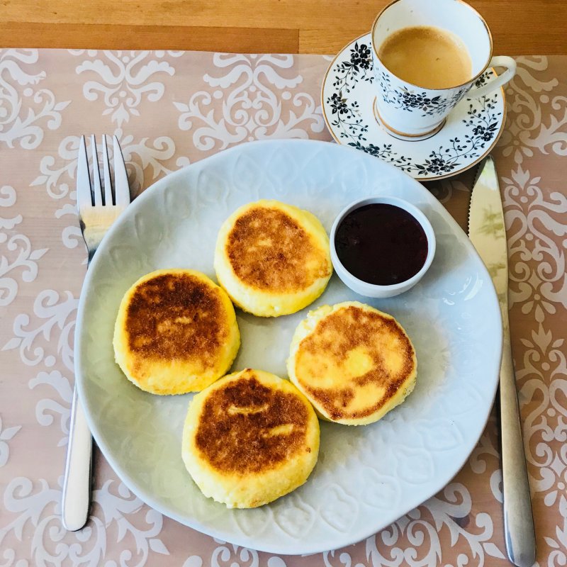 Сырники и чай