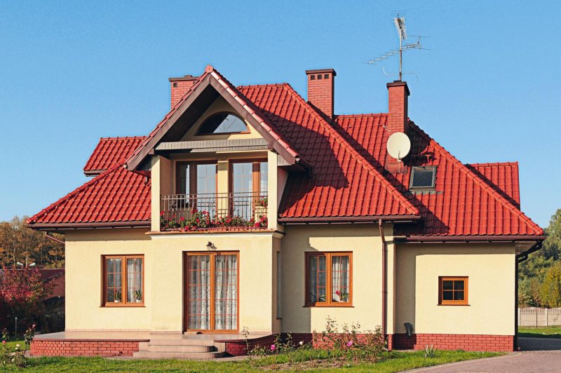 Вальмовая кровля цвет терракот