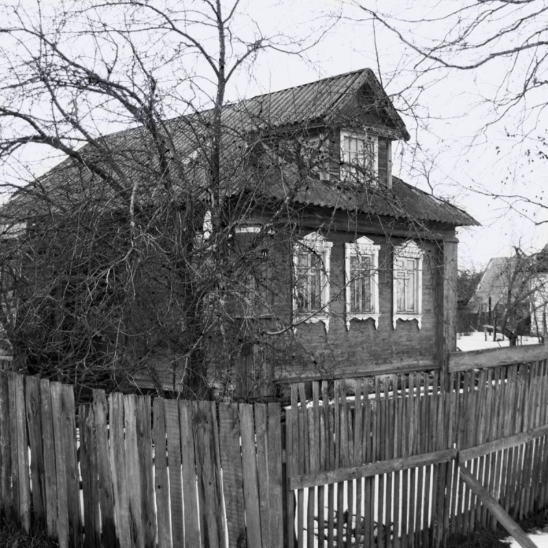 Старый деревенский домик