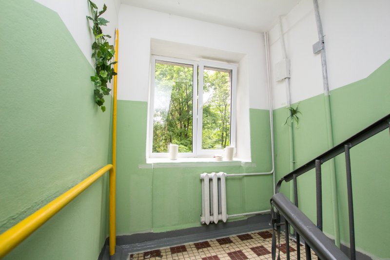 Городской подъезд