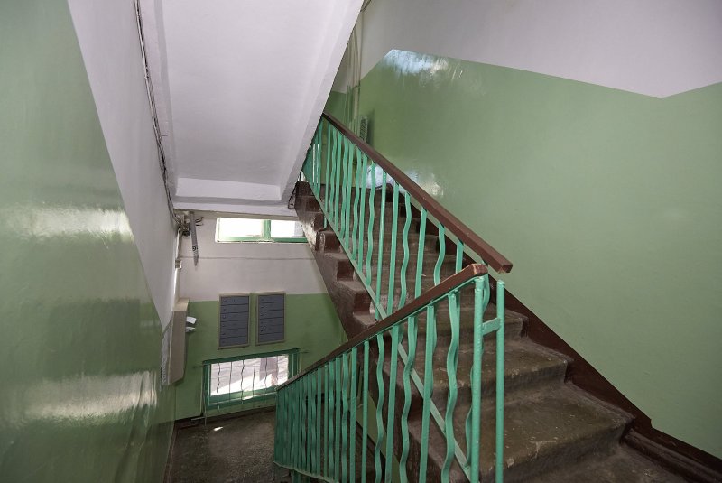 Покраска лестничных клеток в многоквартирном доме