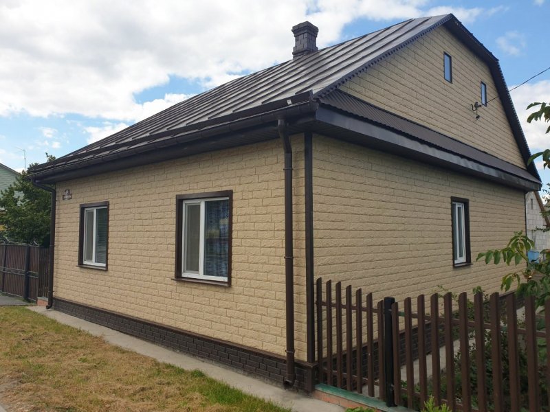 Юпласт Стоун Хаус камень золотистый