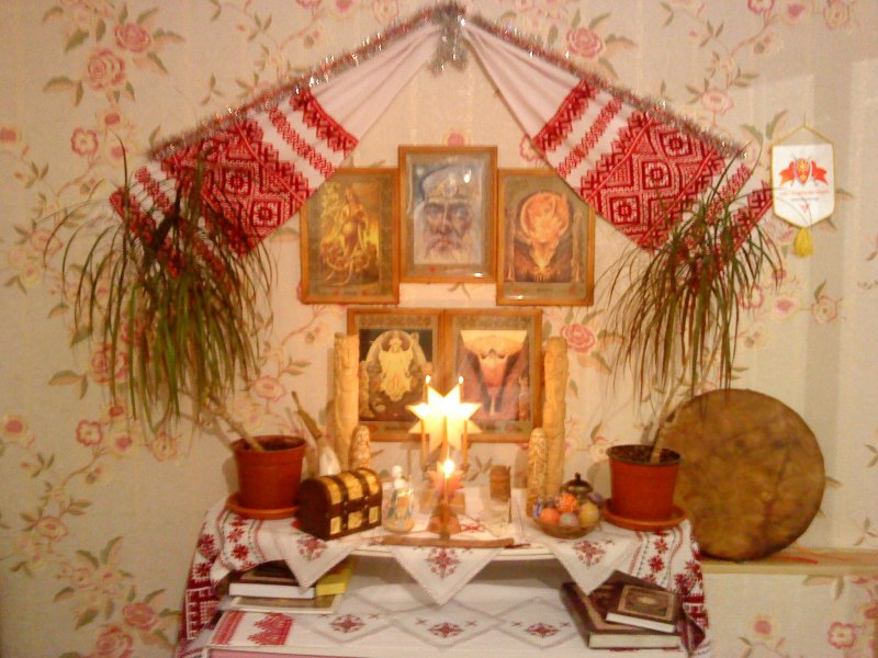Домашний алтарь языческий