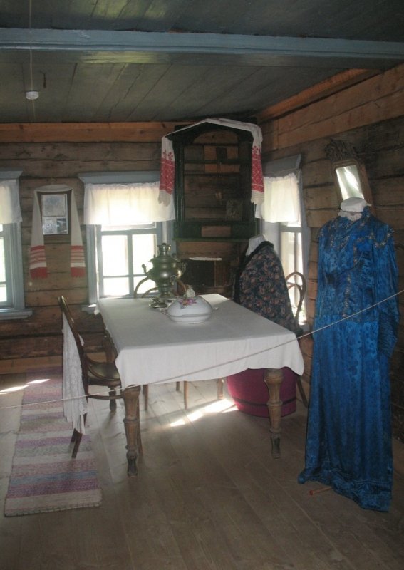 Традиционная русская изба внутри