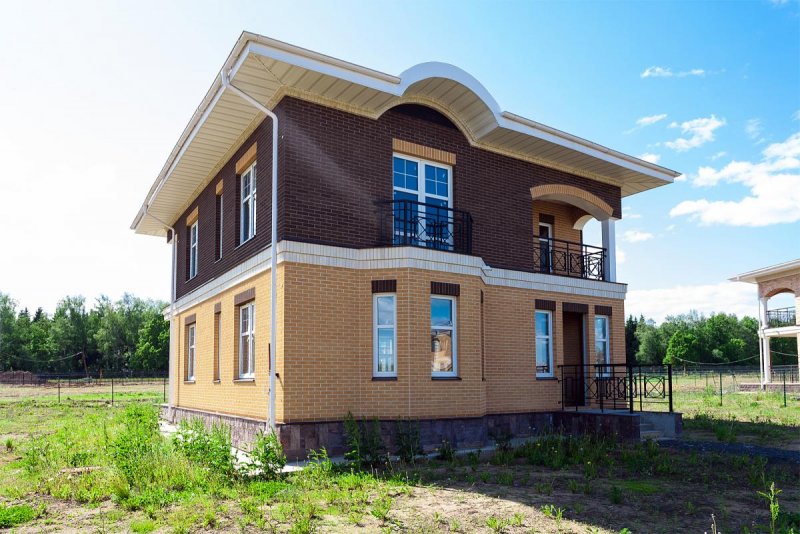 Старооскольский кирпич эмират