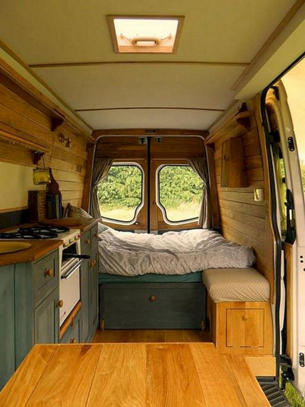 Фольксваген Camper van внутри