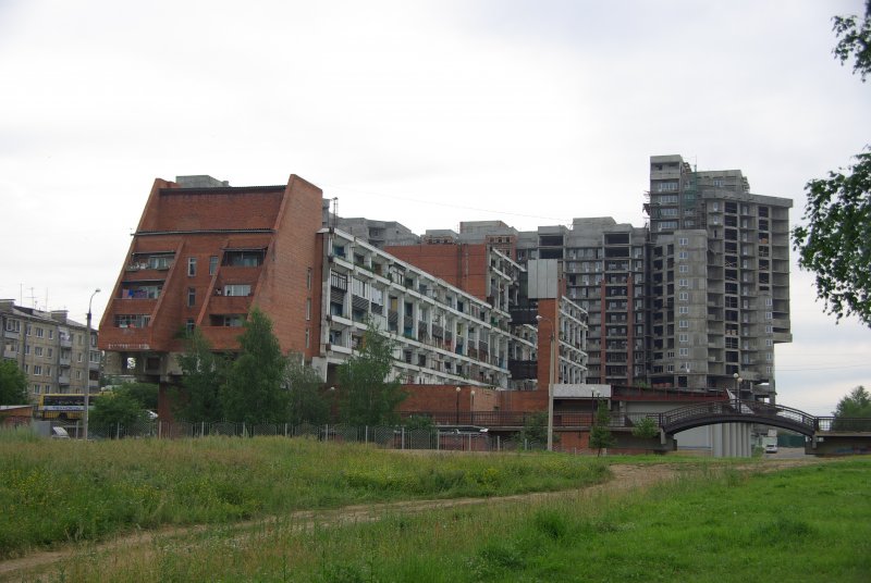Дом корабль в Иркутске в Солнечном