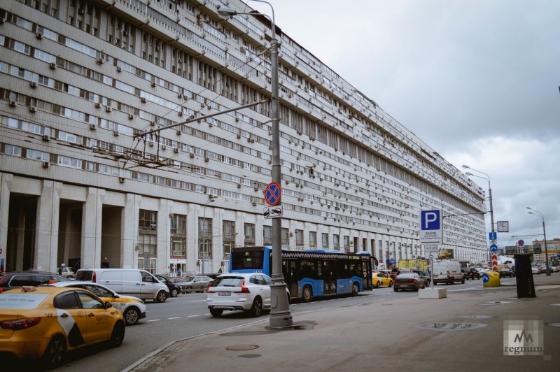 Здание корабль на Тульской
