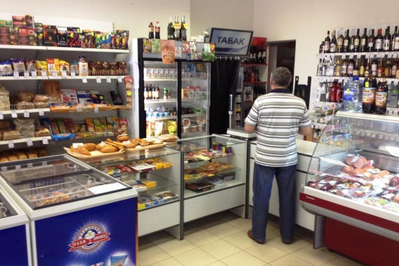 Маленький продуктовый магазин