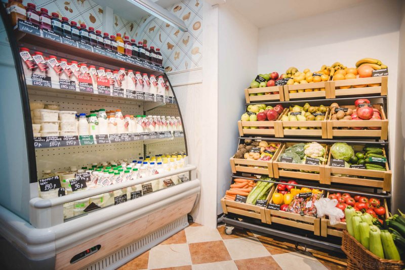 Маленький продуктовый магазин