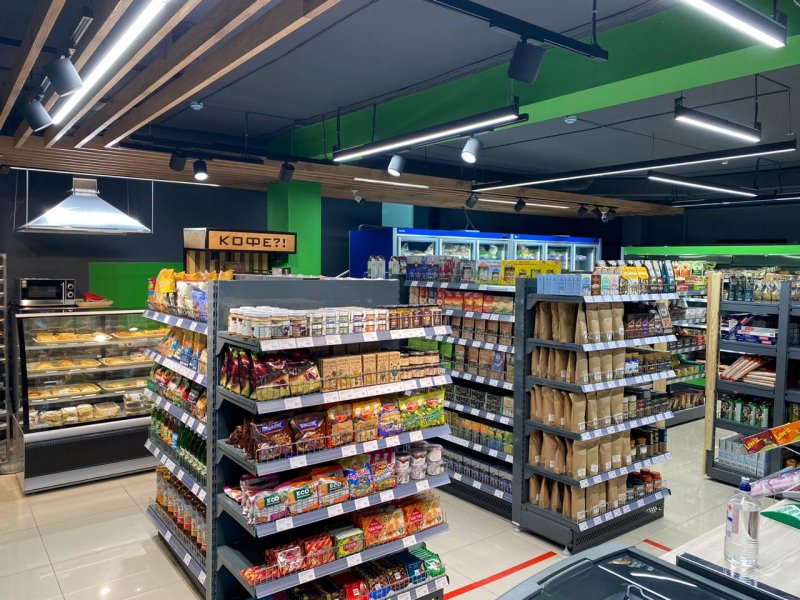 Маленький продуктовый магазин