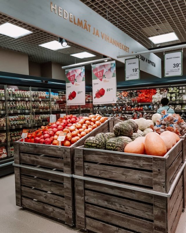 Интерьер магазина продуктов