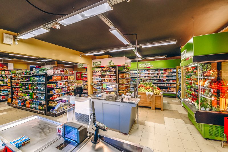 Маленький магазин продуктов