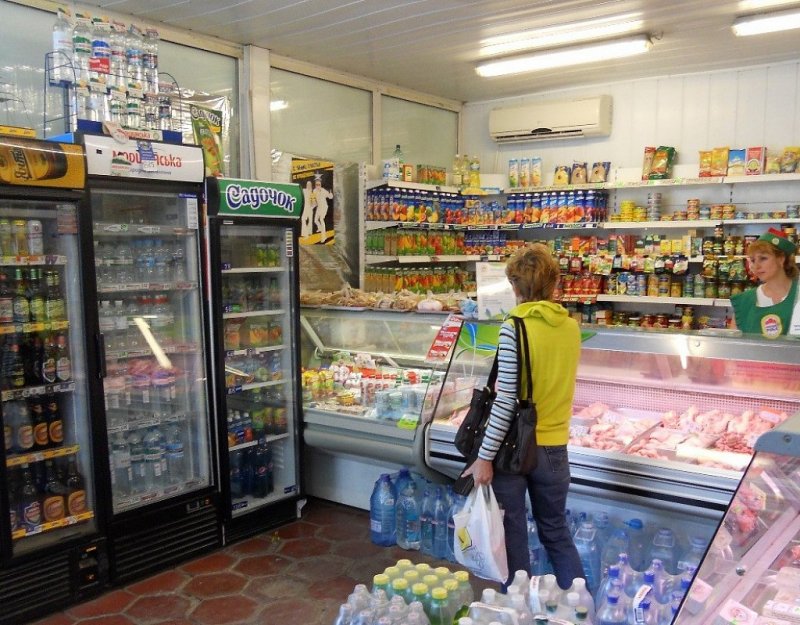 Небольшой магазин продуктов