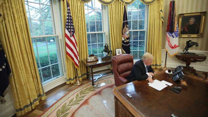 Кабинет Трампа белый дом интерьер Вашингтон