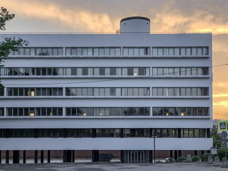Дом Наркомфина архитектора м. ГИНЗБУРГА