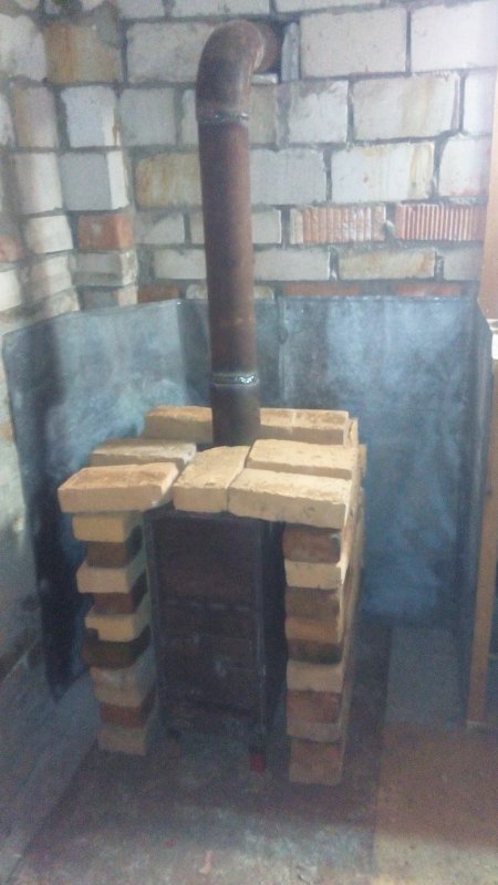 Обкладка печи буржуйки кирпичом