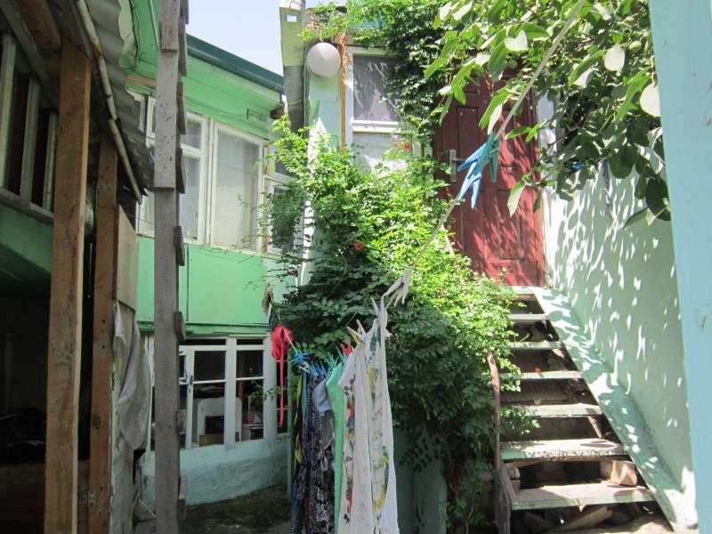 Красивый двор в Дагестане