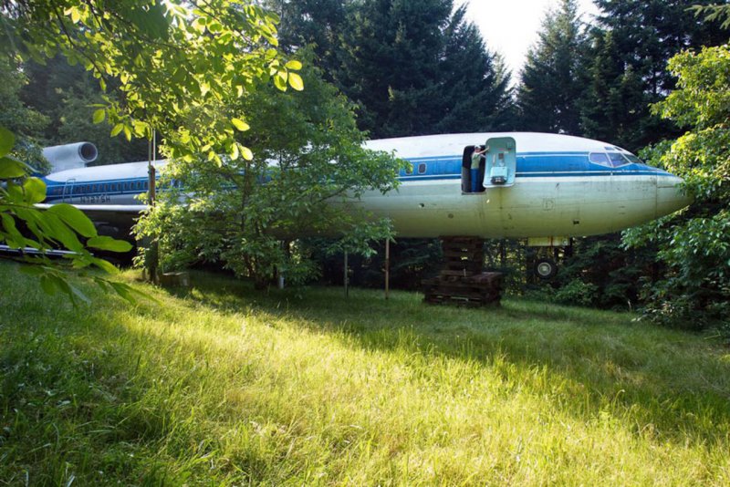 Брюс Кэмпбелл Boeing-727