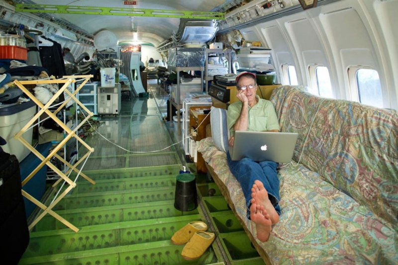 Брюс Кэмпбелл Boeing-727