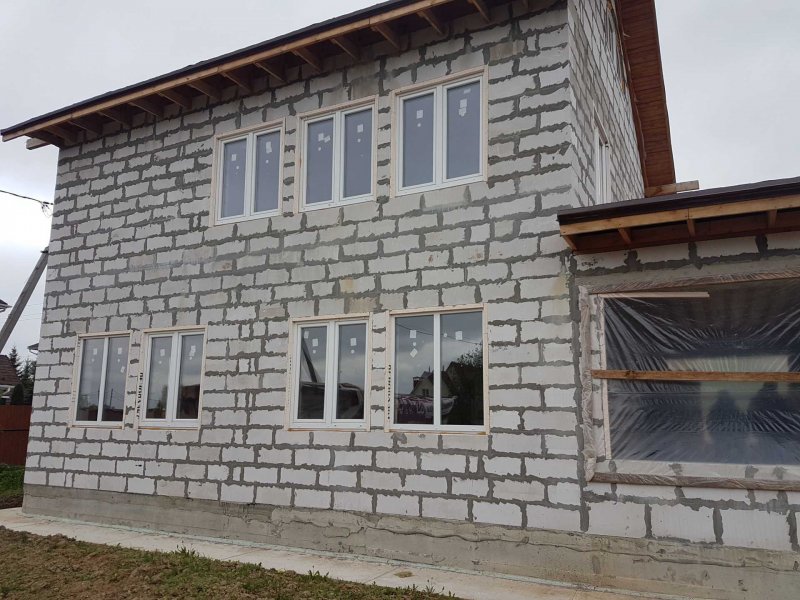 Окна в доме из газобетона