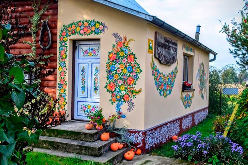 Мончегорск роспись домов