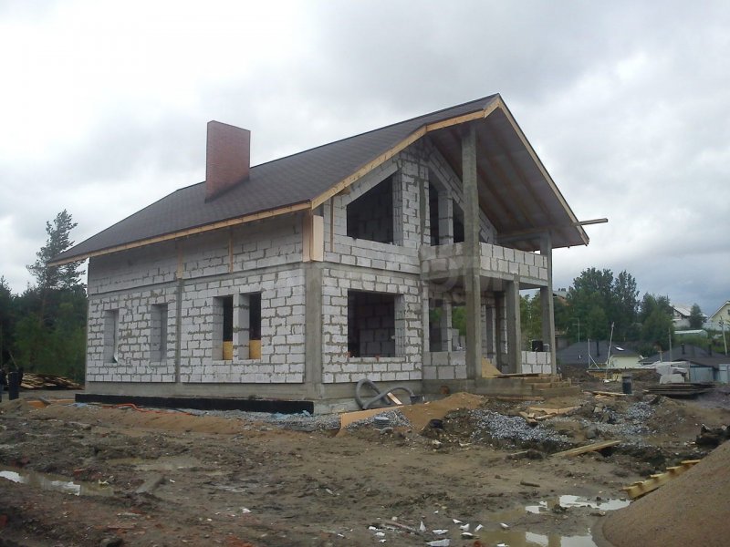 Монолитный каркас и газобетон