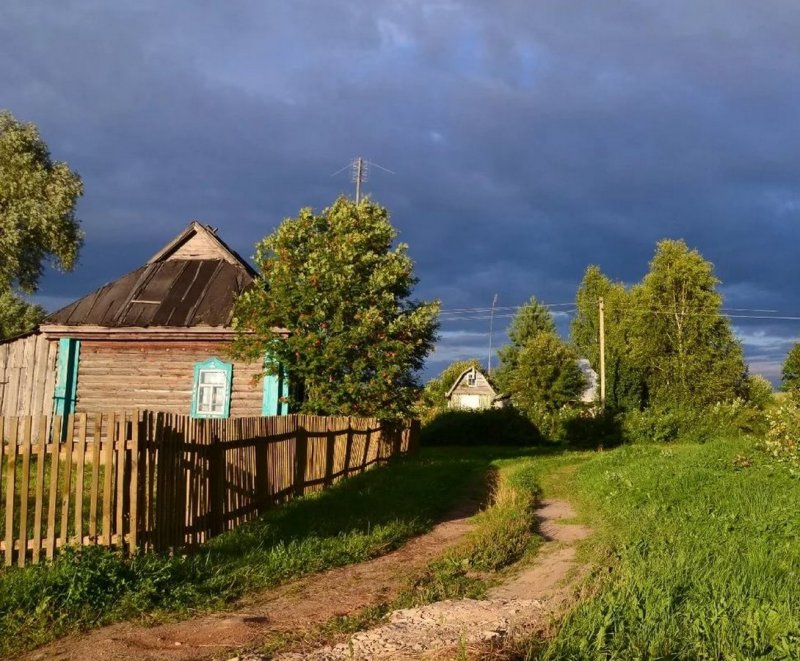 Деревня деревенька
