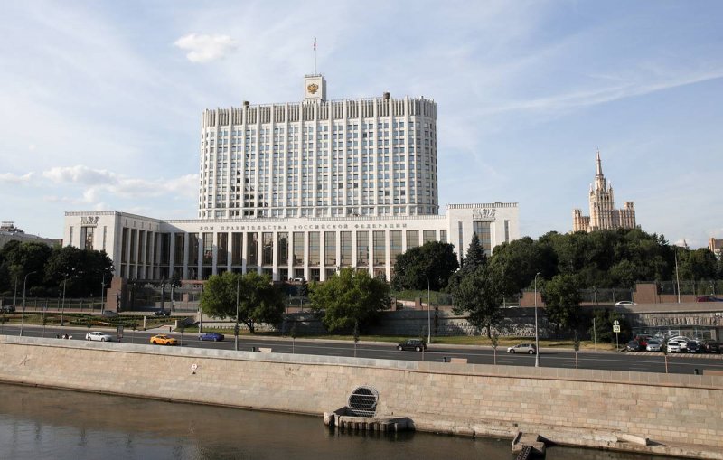 Белый дом на Краснопресненской набережной