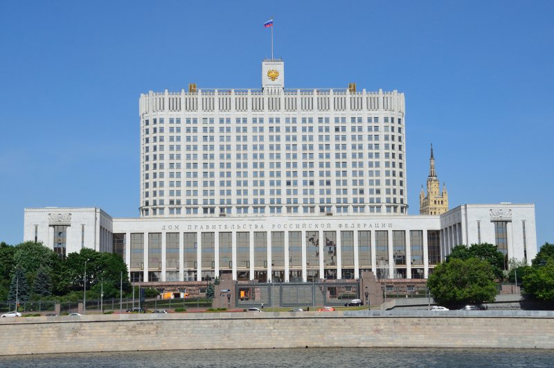 Здание совета министров РСФСР (ныне дом правительства РФ)