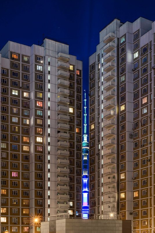 Многоэтажный дом в Москве