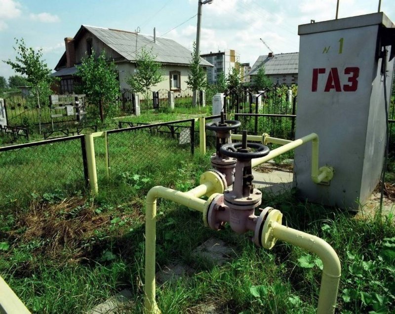 Газовая труба на даче