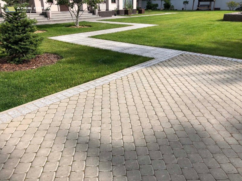 Отмостка из брусчатки