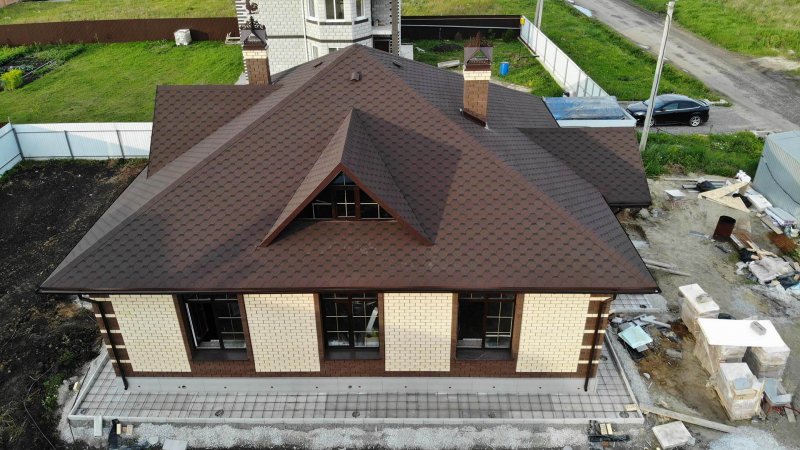 Стропила на чердаке