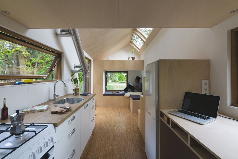 Minimalist House дом на колесах