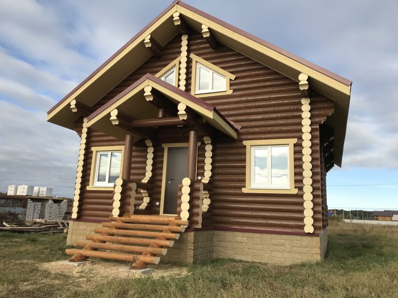 Постройки из оцилиндрованного бревна