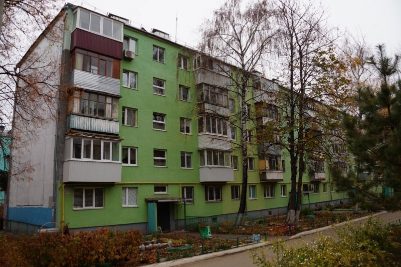 Зеленая ПЯТИАТАЖКА города Мурман