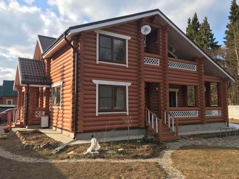 Экстерьеры домов из оцилиндрованного бревна